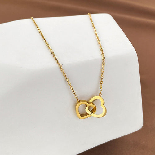 Anti-Tarnish Gold-Plated Heart Themed Pendant - Wholesale