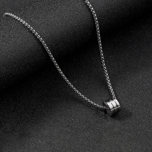 Anti-Tarnish Stainless Steel Silver-Plated Triple Linked Rings Circular Pendant for Men - Wholesale