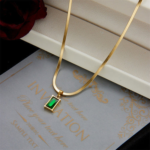 Anti-Tarnish Stainless Steel Gold-Plated Green Geometric Pendant (Thin Chain) - Wholesale